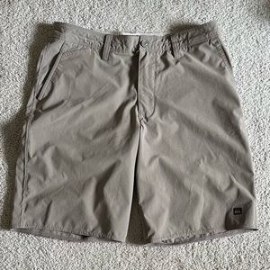 NWOT Waterman Amphibian 20" Hybrid Shorts for Men